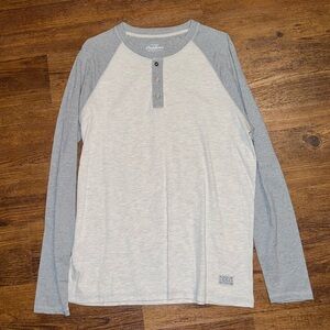 NWT Flag & Anthem Gray & White Long Sleeve Henley Cotton Casual Shirt Size L